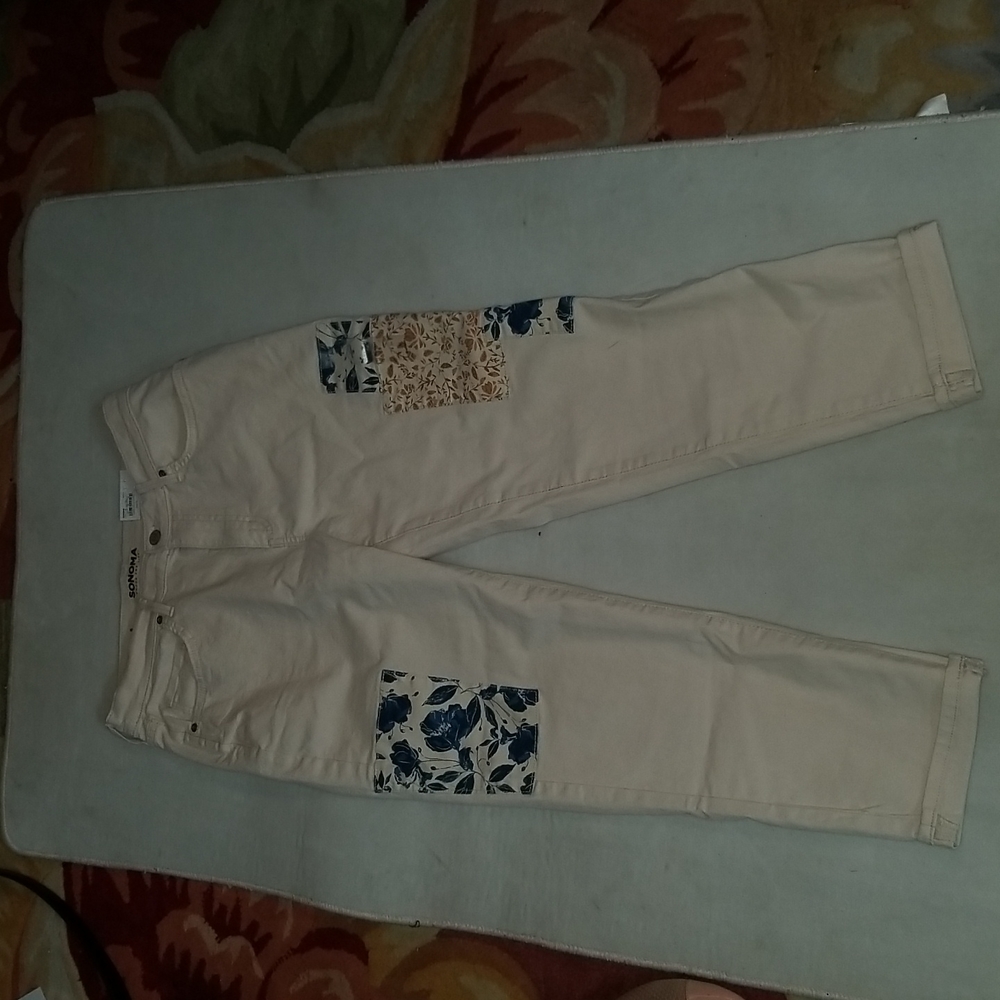 New Off White Boyfriend Jeans